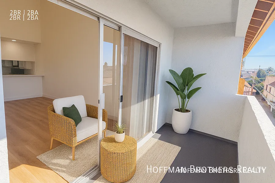 Building Photo - 430 Gaviota Ave #201