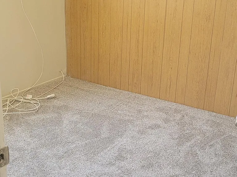 27377 Crossglade Ave — Photo 22