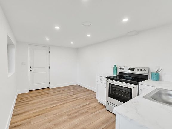 3rd image of 3333 La Vista Dr #A