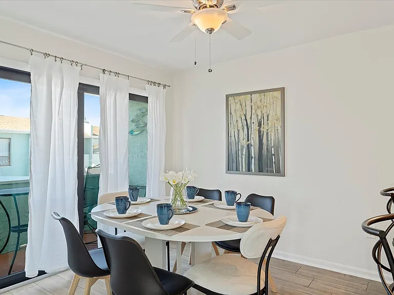 1 Windrush Blvd #98 — Photo 15
