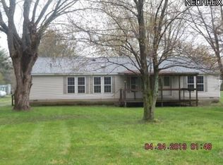 6197 Riverview Dr NW, Malvern, OH 44644