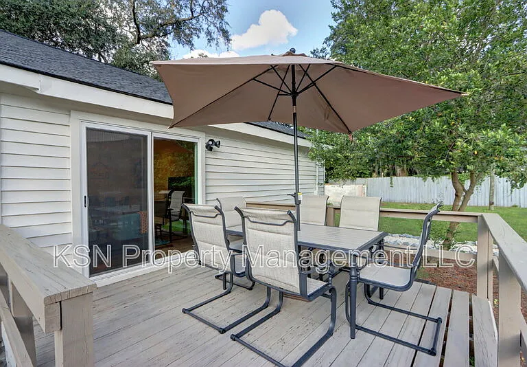 1804 Georgia Ave — Photo 32