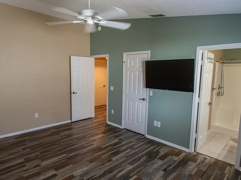 2810 Barboza Dr — Photo 5