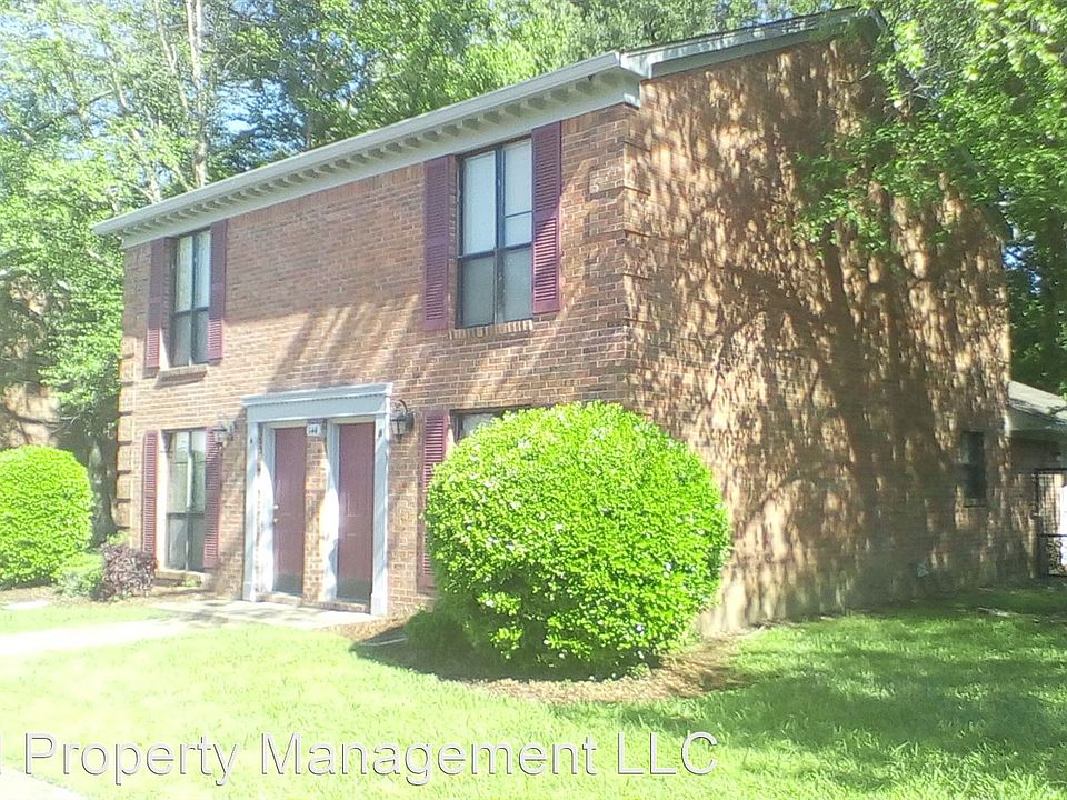 1st image of 144 Helen Cir #A