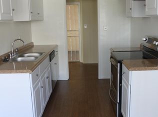 235 W Queen St APT 2, Inglewood, CA 90301