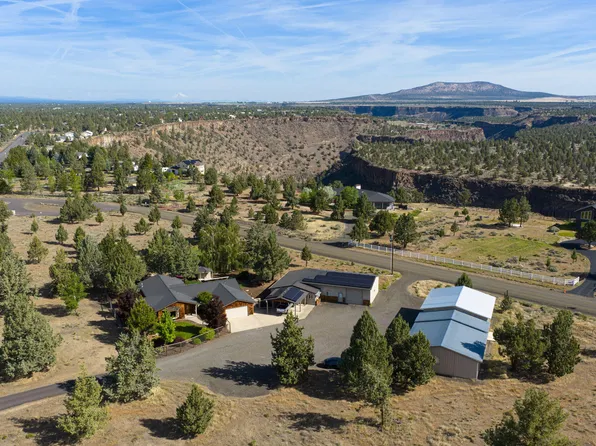 16985 SW Chinook Dr, Terrebonne, OR 97760