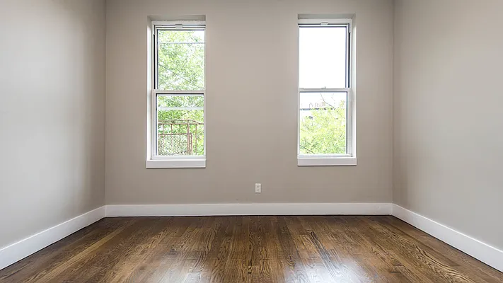 Rented by Nooklyn NYC LLC | media 31