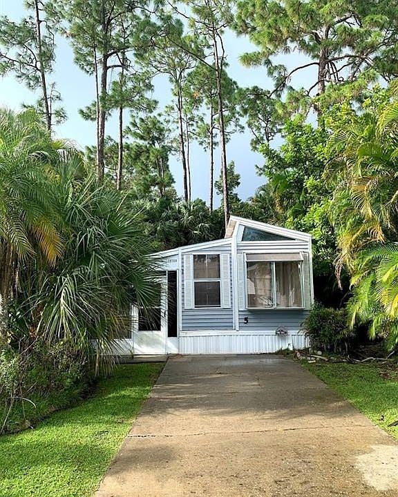 1st image of 10709 Everglades Kite Cir