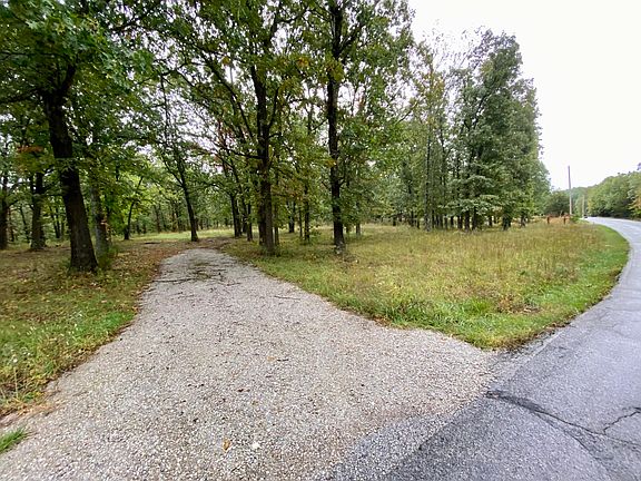 2nd image of 10678 N Farm Road 183