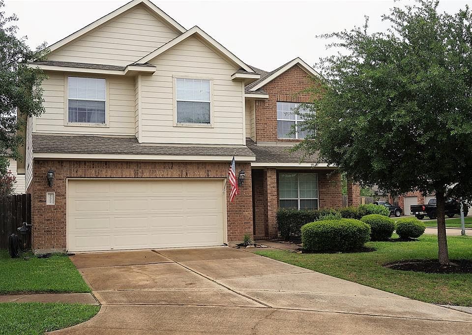 1st image of 25202 Palm Forest Ct