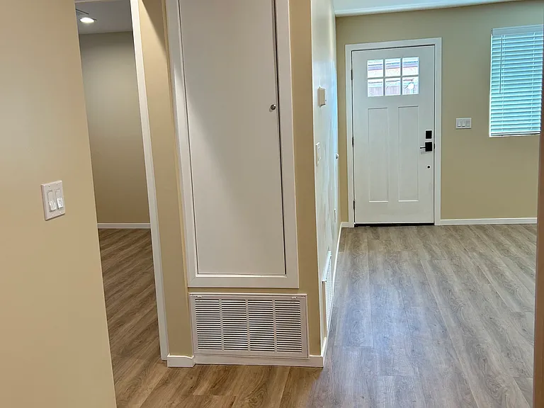 4933 Monte Vista St #3/4 — Photo 3
