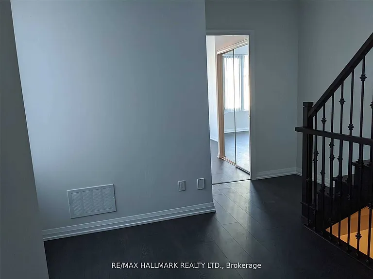 1010 Portage Pkwy #Townhouse 15 — Photo 17