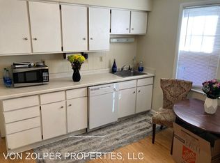 1607 N Astor St #10502580, Milwaukee, WI 53202