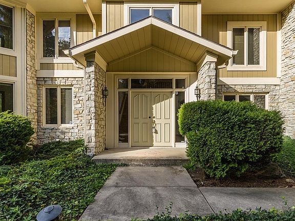 2nd image of 7120 Almaden Dr