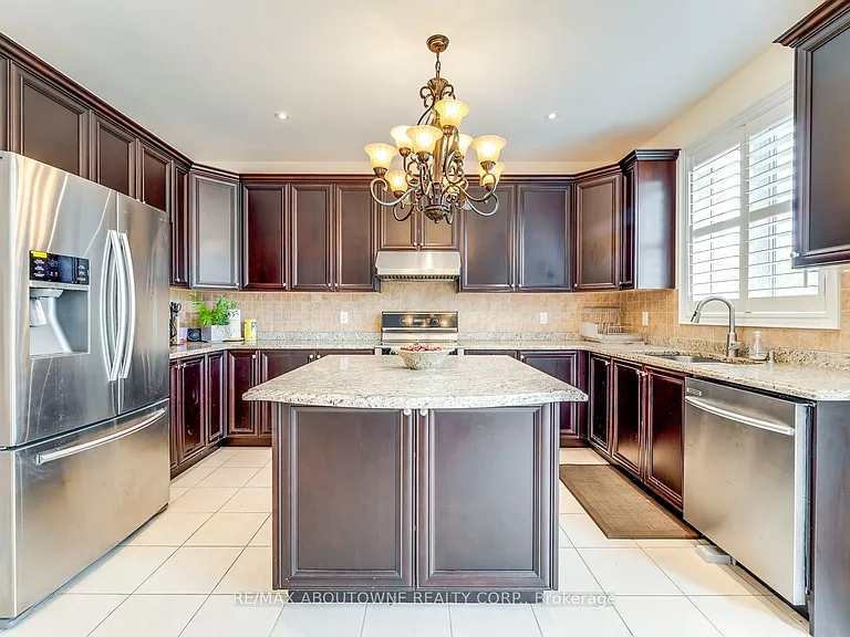 2481 Taylorwood Dr — Photo 19