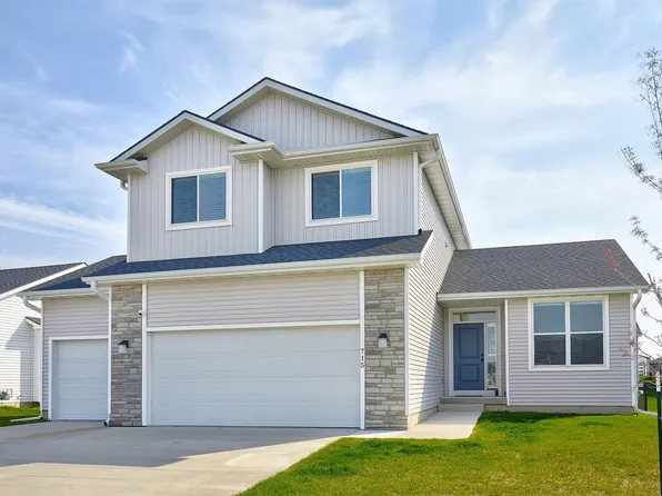 715 NE Deerfield Dr, Ankeny, IA 50021