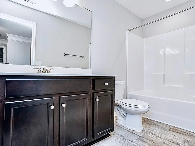 206 Snow St — Photo 17