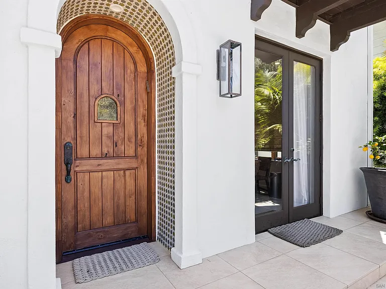 227 Neptune Ave — Photo 4