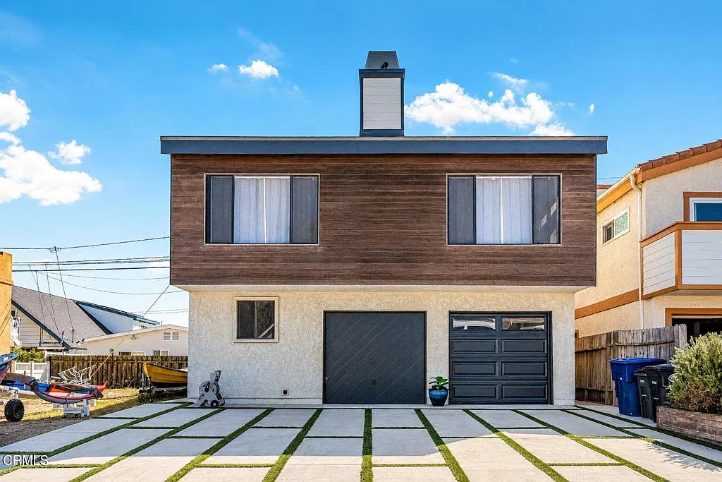 3 bed, 2.0 bath, $4,200 — Photo 1