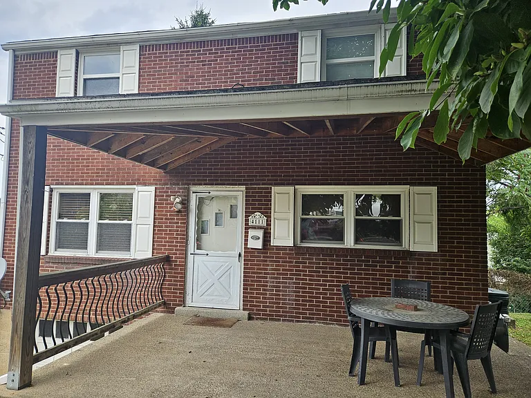 4111 Stanley St — Photo 13