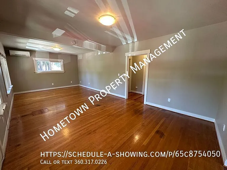 6231 Martin Way E — Photo 5