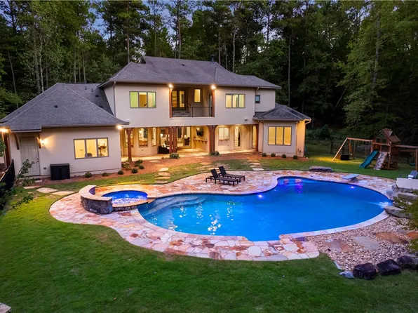 5001 Sandhill Rd, Auburn, AL 36830