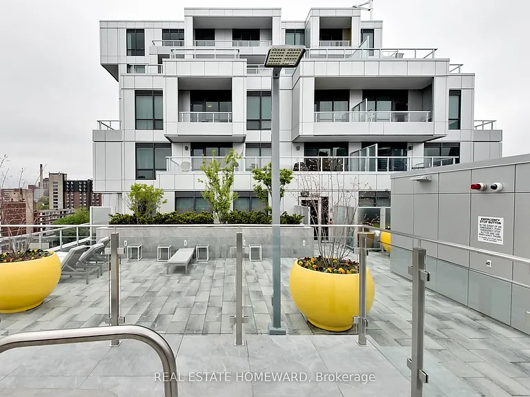 38 Cameron St #610 — Photo 44
