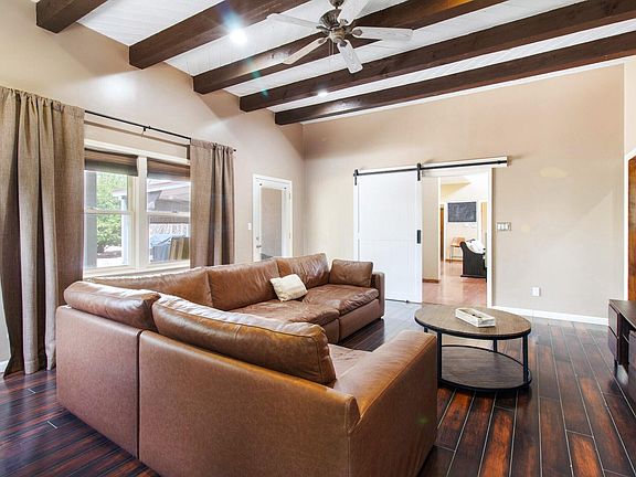 5th image of 103 Tierra Rica Dr