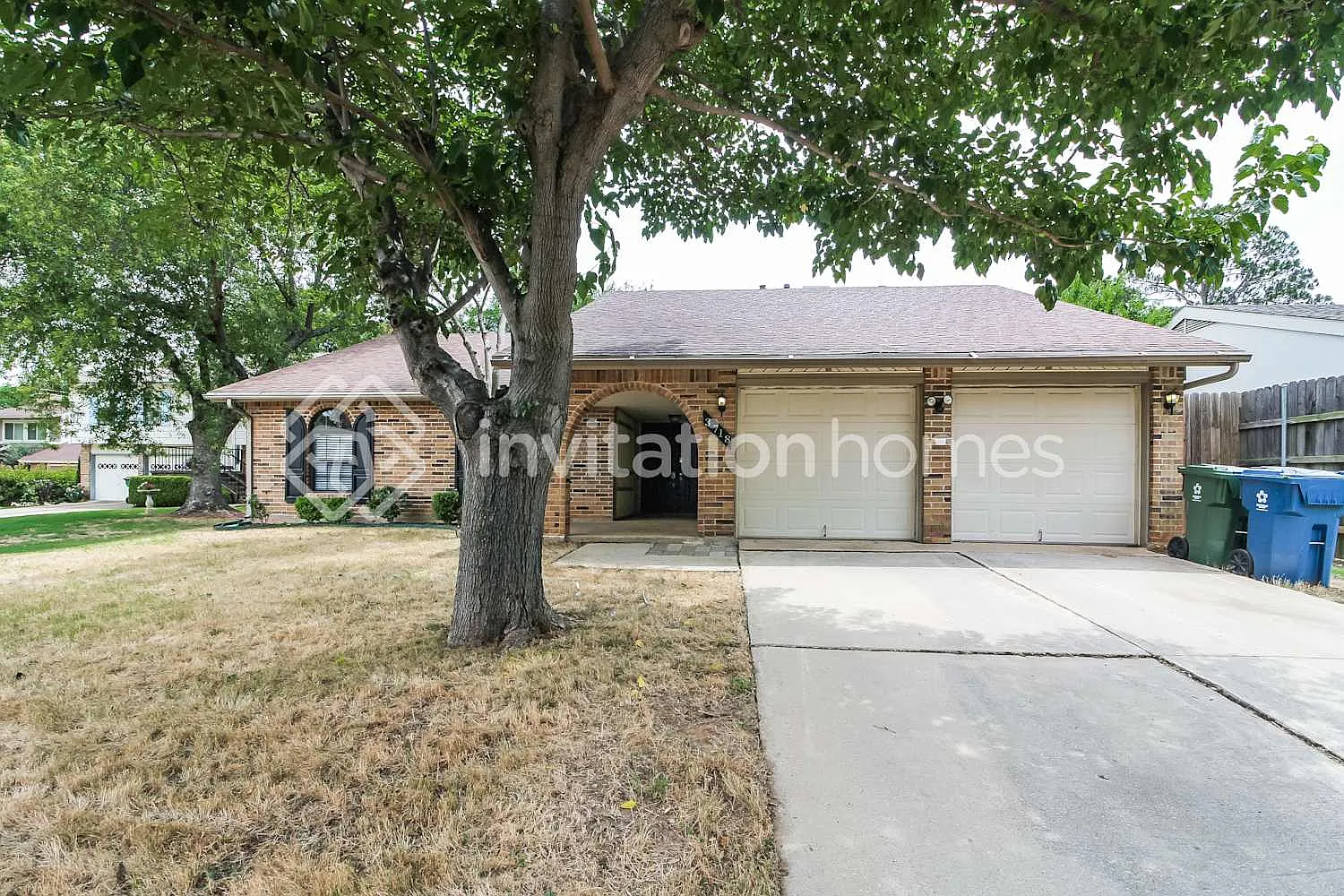 3718 Twin Oaks Ct Flower Mound, TX 75028 — Photo 1