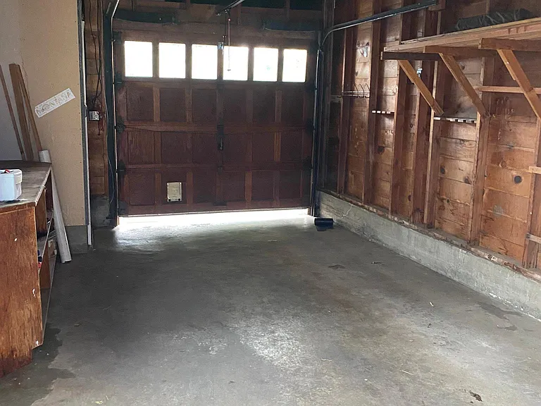 333 N Ave E — Photo 10
