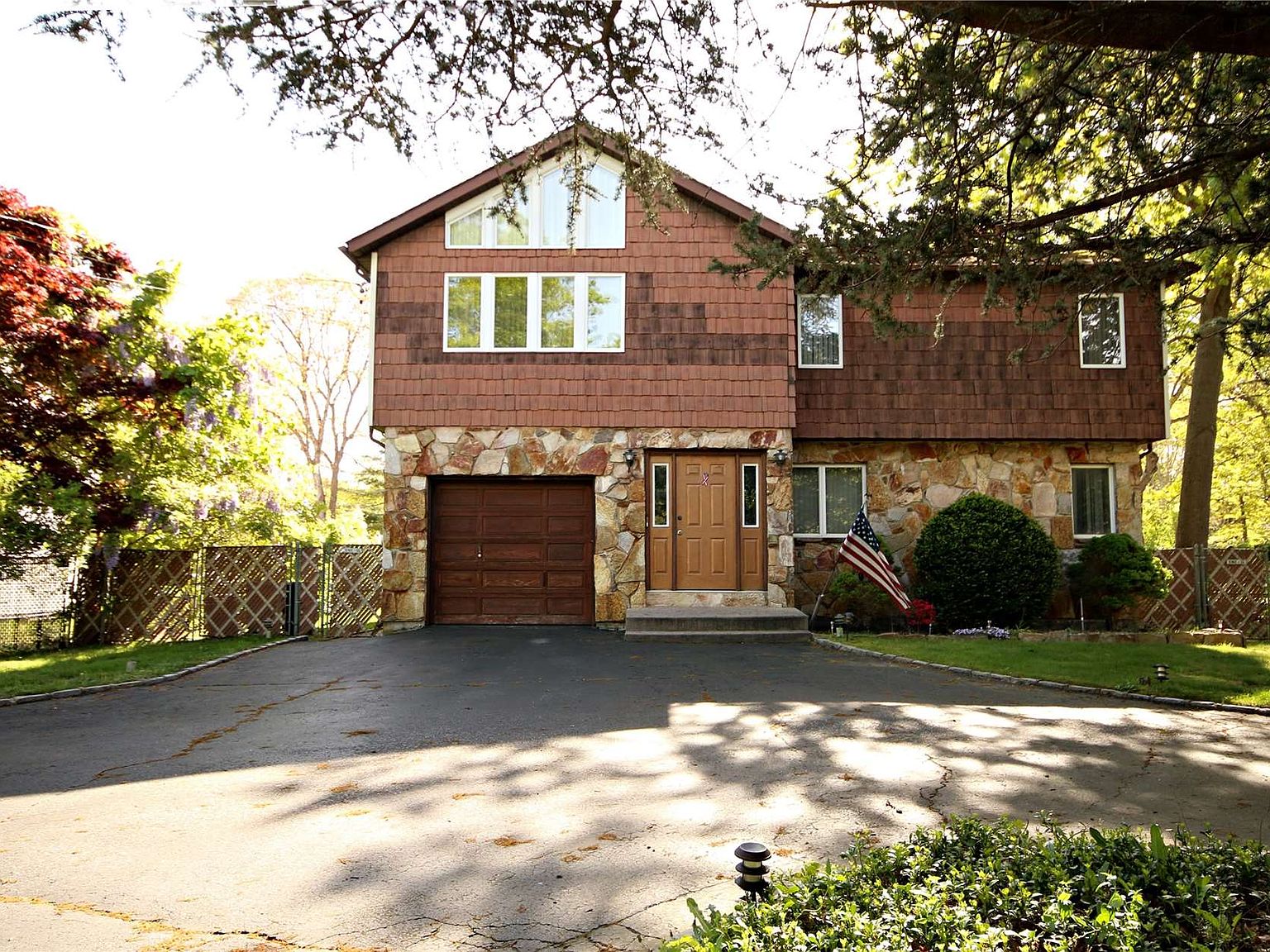 949 Avenue, Central Islip, NY 11722 Zillow