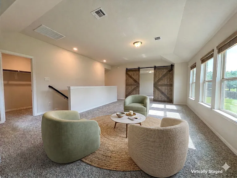 1425 Rolling Fox Dr — Photo 13