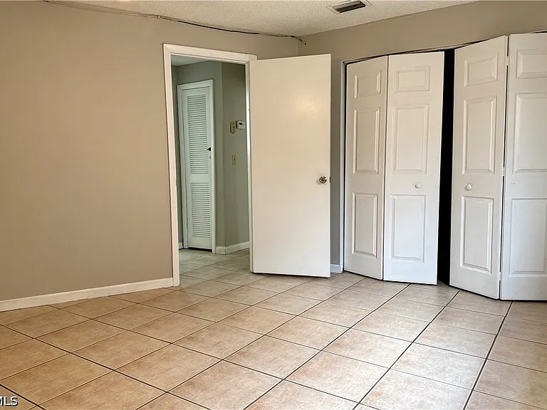 2055 Braman Ave #1 — Photo 7