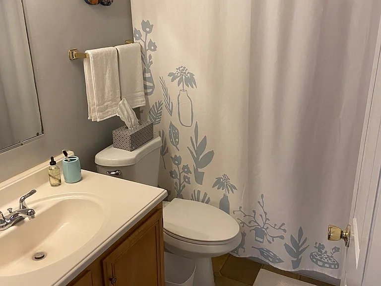 2542 Ingleside Ave #1 — Photo 13