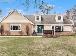 707 Holly Bush Dr, Holly, MI