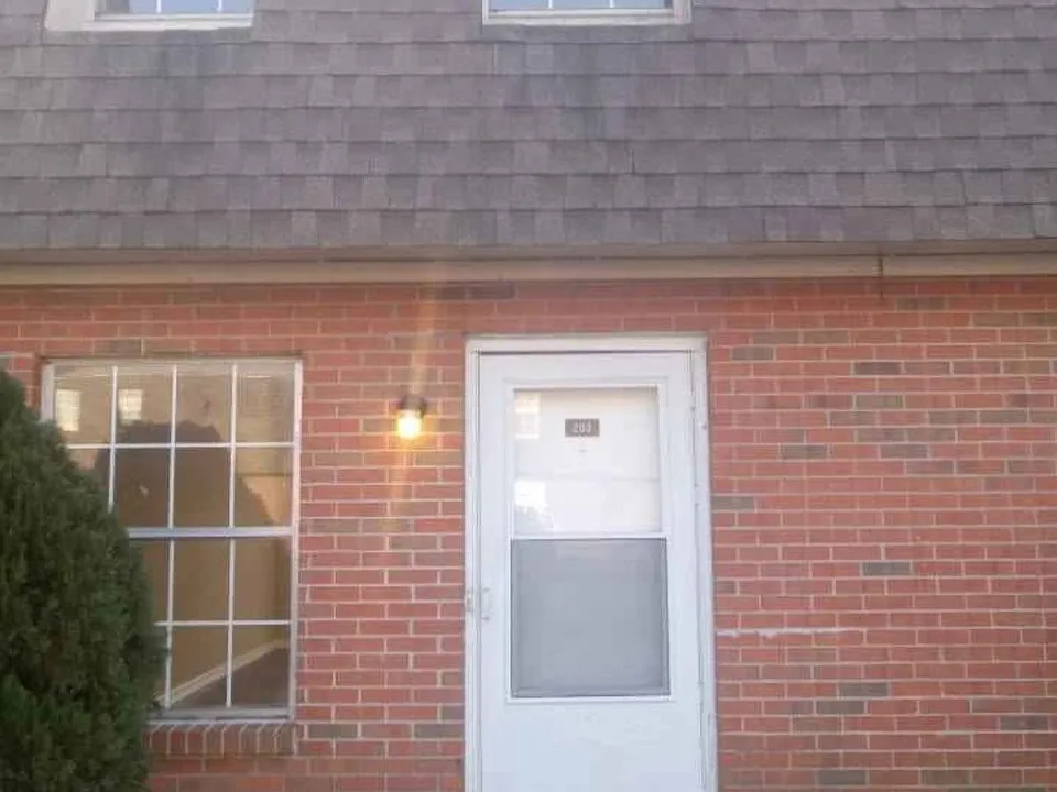 215 Eagle Bluff Rd #503