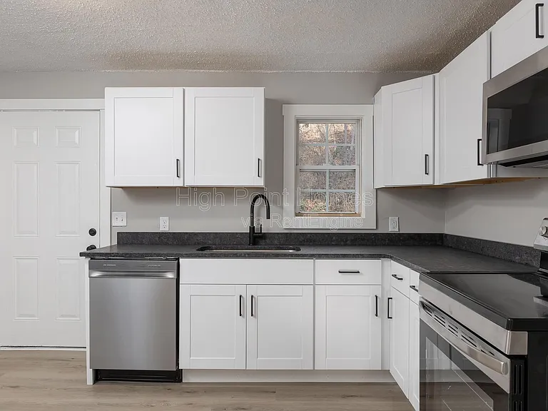 3649 Tanaka Trl — Photo 2