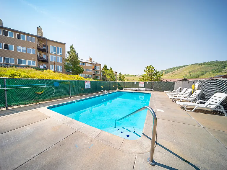 96 Mountainside Dr #61 — Photo 43