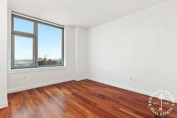 Rented by Brooklyn Heights Real Estate Inc | media 6
