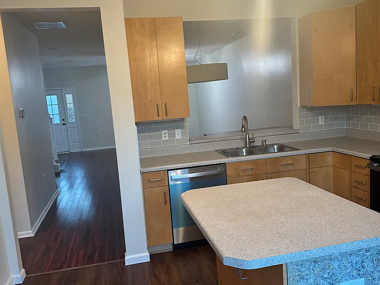 5804 Echingham Dr — Photo 5