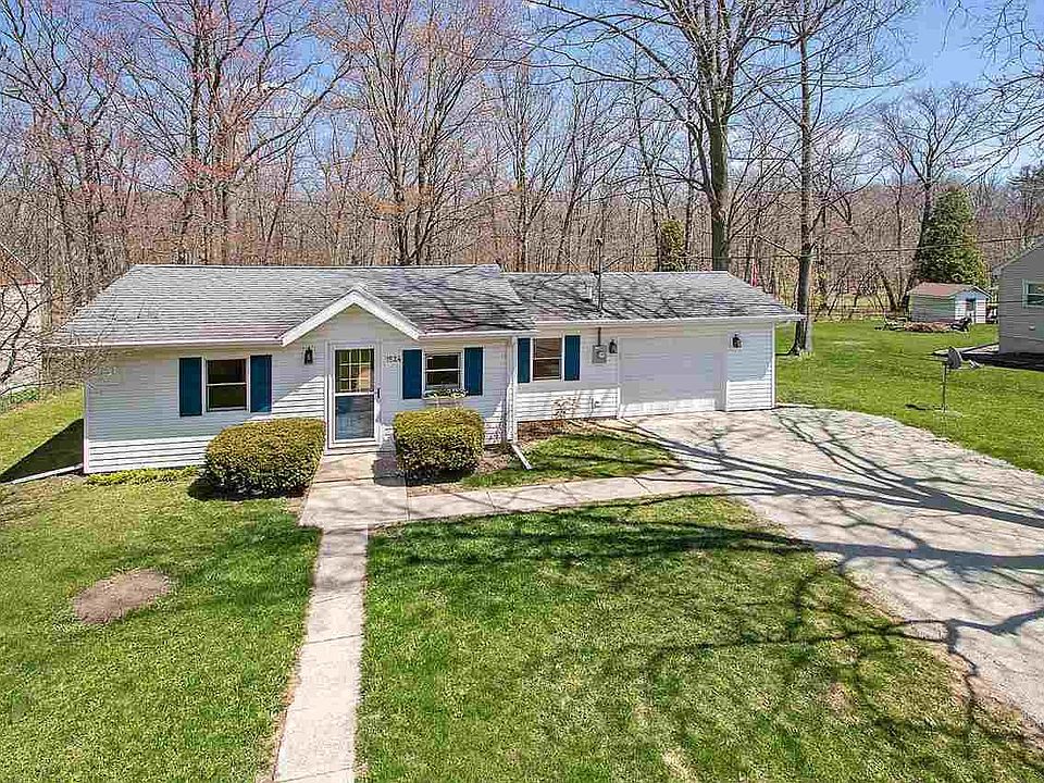 1524 Hillcrest Drive Kaukauna