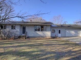 38714 Branch Ave, North Branch, MN 55056