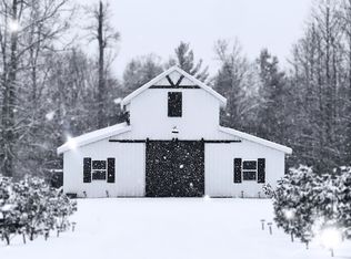 387 Red Williams Rd, Crossville, TN 38571