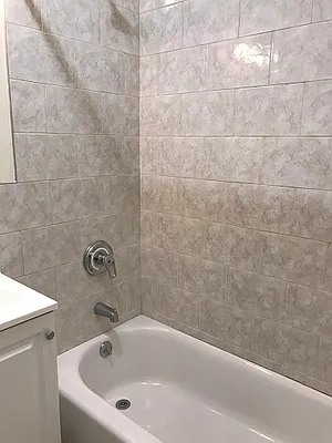 Rented by City Connections Realty | media 10