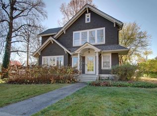 1874 Grove Ave, Quincy, IL 62301