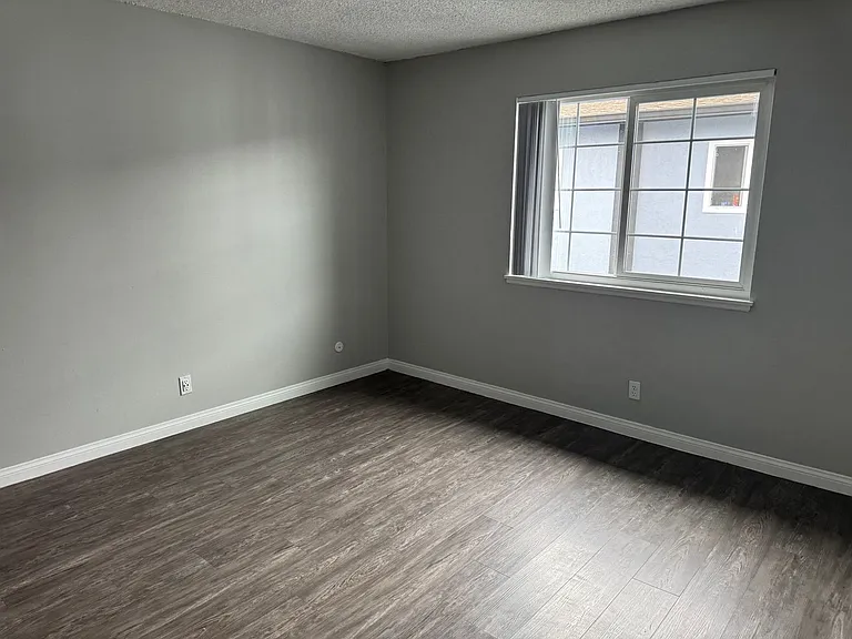 Villa Del Sol Apartments — Photo 69