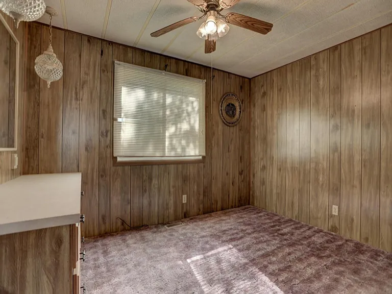 2746 Shady Creek Ln — Photo 9