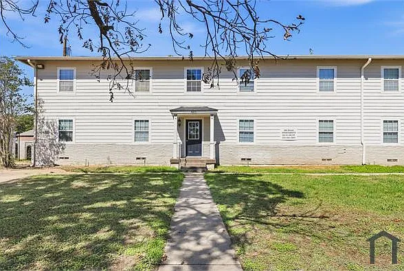 1 bed, 800 sqft, $1,300 — Photo 4