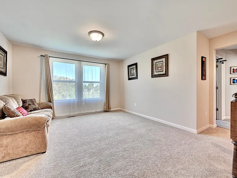 2nd Floor Bonus Room