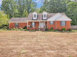 515 Gibbs Rd, Lawrenceburg, TN 38464